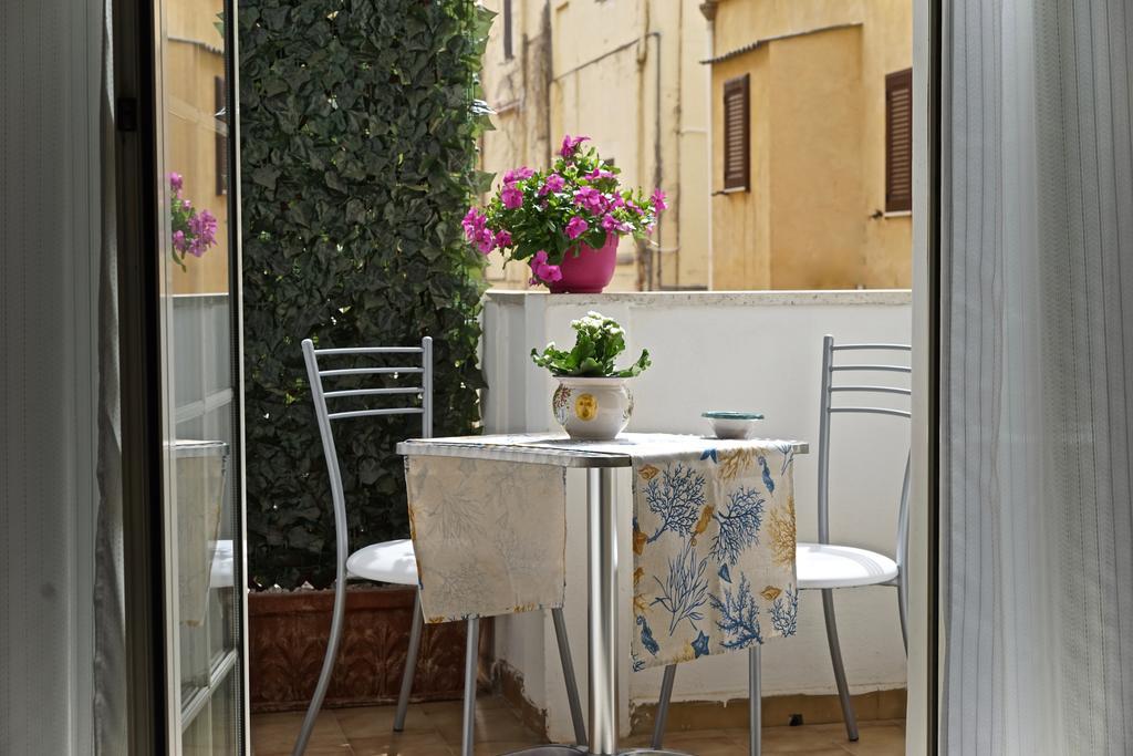 La Passeggiata Di Girgenti Bed & Breakfast อากริเจนโต ภายนอก รูปภาพ