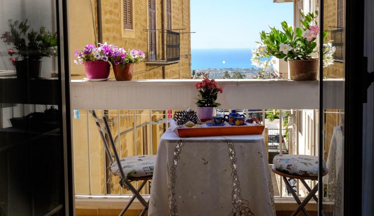 La Passeggiata Di Girgenti Bed & Breakfast อากริเจนโต ภายนอก รูปภาพ