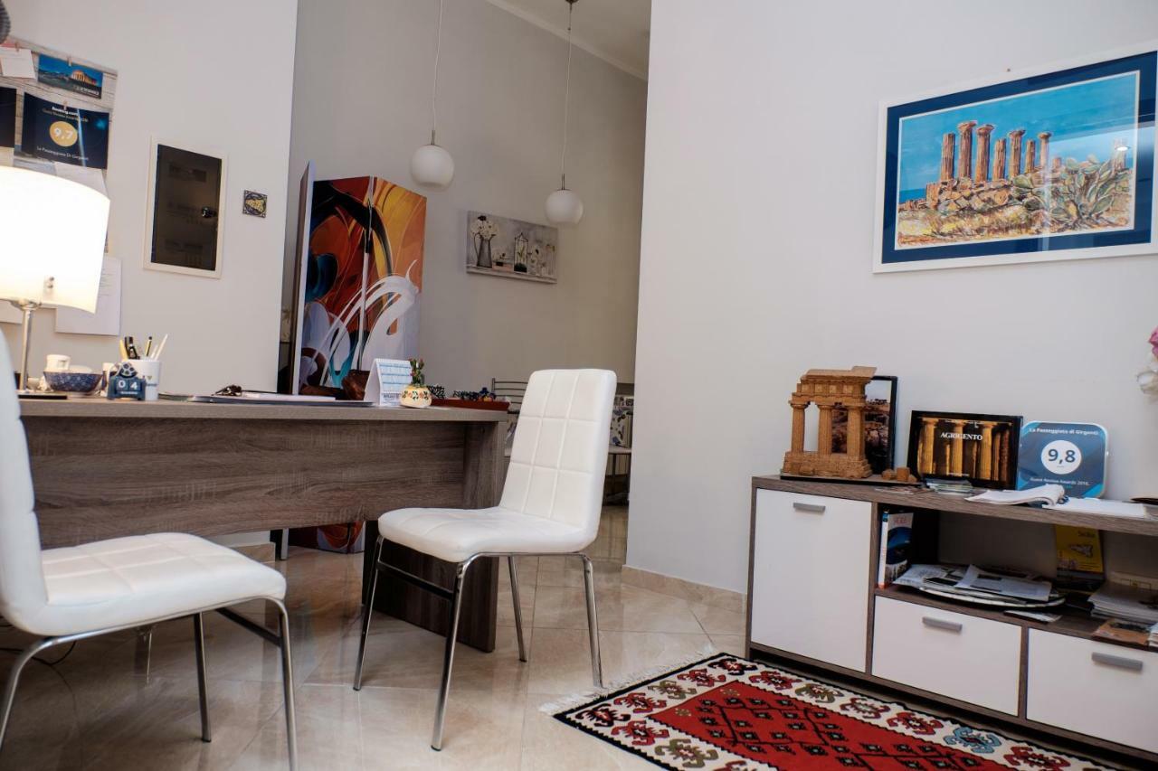 La Passeggiata Di Girgenti Bed & Breakfast อากริเจนโต ภายนอก รูปภาพ